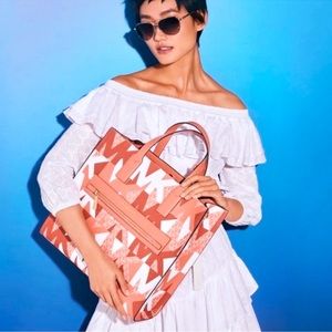 Michael Kors Kenly Large Logo Leather Tote Bag in Sherbet